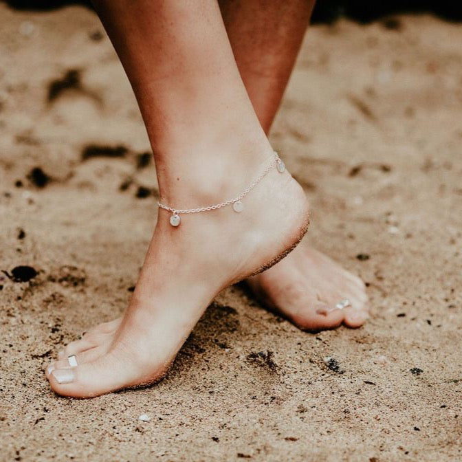 Sterling Silver Circle Charm Anklet