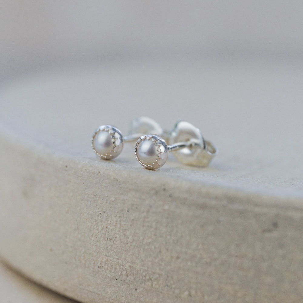 
                  
                    sterling silver mini pearl studs
                  
                