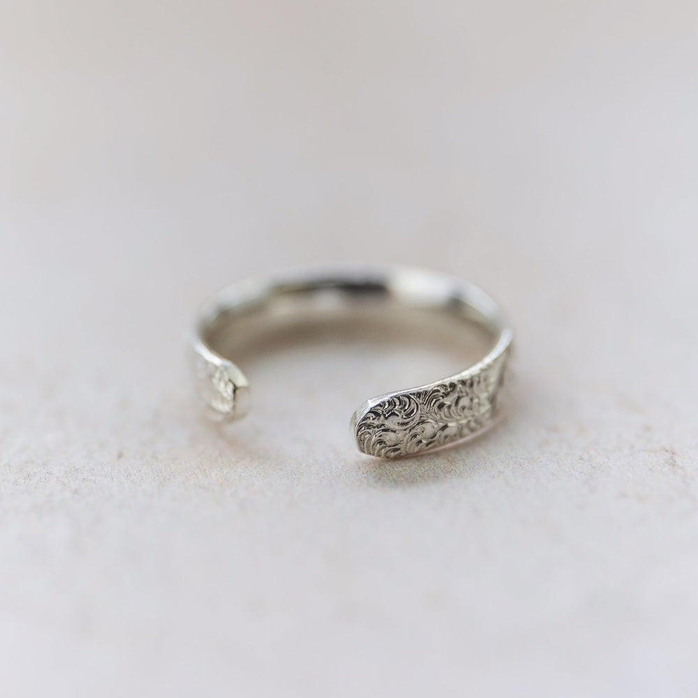 
                  
                    recycled sterling silver lace textured toe ring
                  
                