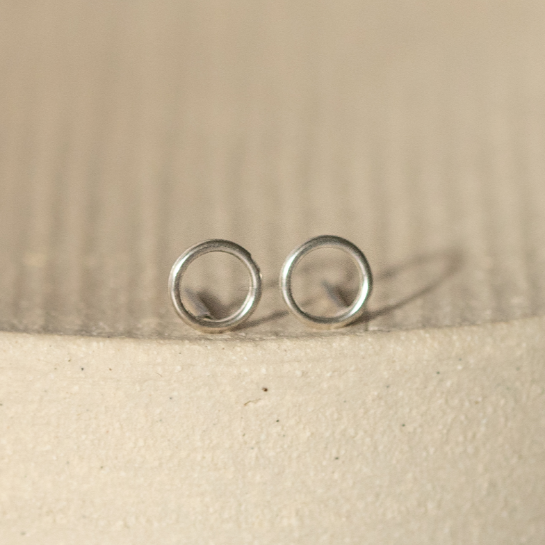 sterling silver mini geo circle studs