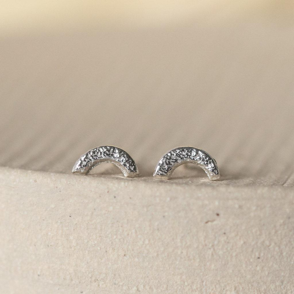 Sterling silver textured mini rainbow studs